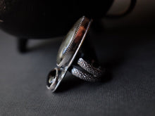Load image into Gallery viewer, Size 10 Labradorite and Onyx ring
