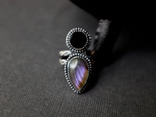 Load image into Gallery viewer, Size 6 Labradorite and Onyx ring