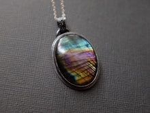 Load image into Gallery viewer, Multicolor Labradorite pendant
