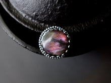 Load image into Gallery viewer, Size 7 Purple Labradorite ring