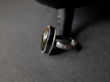 Load image into Gallery viewer, Size 9 Purple Labradorite ring