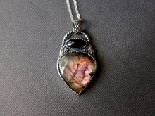 Load image into Gallery viewer, Labradorite and Onyx Amulet