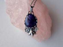 Load image into Gallery viewer, Honey Charoite pendant