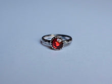 Load image into Gallery viewer, Size 6 Garnet ring