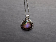 Load image into Gallery viewer, Purple Labradorite pendant - Spiderweb bail
