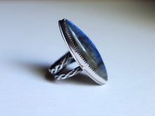 Load image into Gallery viewer, Size 7.5 Labradorite Ring
