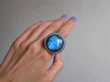 Load image into Gallery viewer, Size 7.5 Labradorite Statement Ring