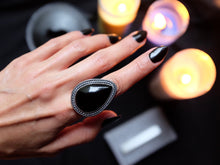 Load image into Gallery viewer, Size 7.25 Black Onyx ring