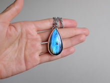 Load image into Gallery viewer, Pear Shaped Labradorite Pendant