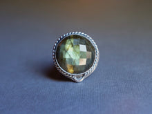Load image into Gallery viewer, Size 8 Faceted Labradorite ring