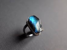 Load image into Gallery viewer, Size 6.5 Labradorite coffin ring