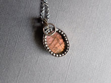 Load image into Gallery viewer, Purple Labradorite pendant