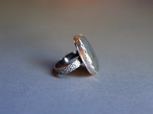 Load image into Gallery viewer, Size 6 Labradorite ring