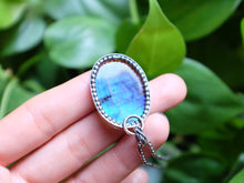 Load image into Gallery viewer, Labradorite Pendant