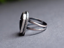 Load image into Gallery viewer, Size 9 Labradorite coffin ring