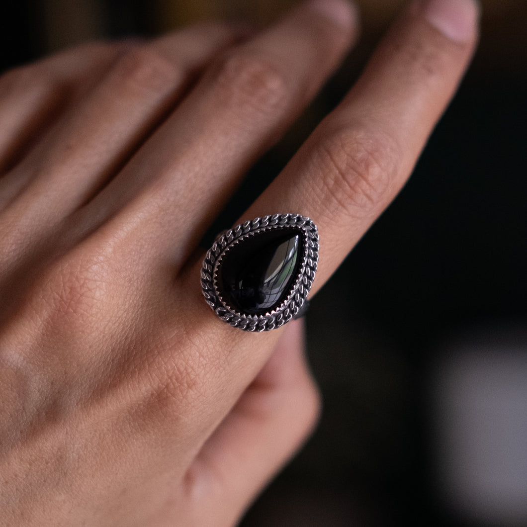 Size 8 Black Onyx Ring