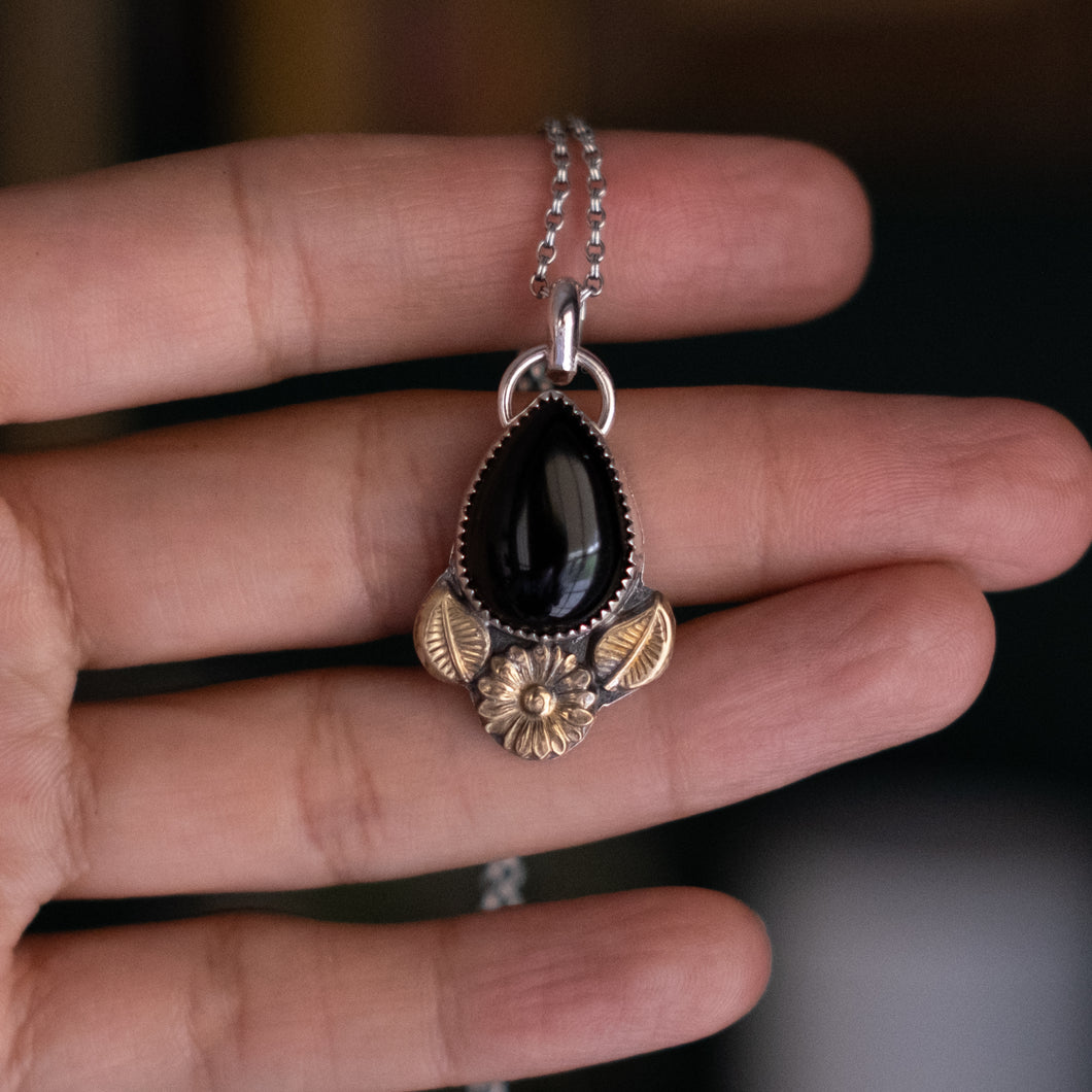 Black Onyx Bloom Pendant