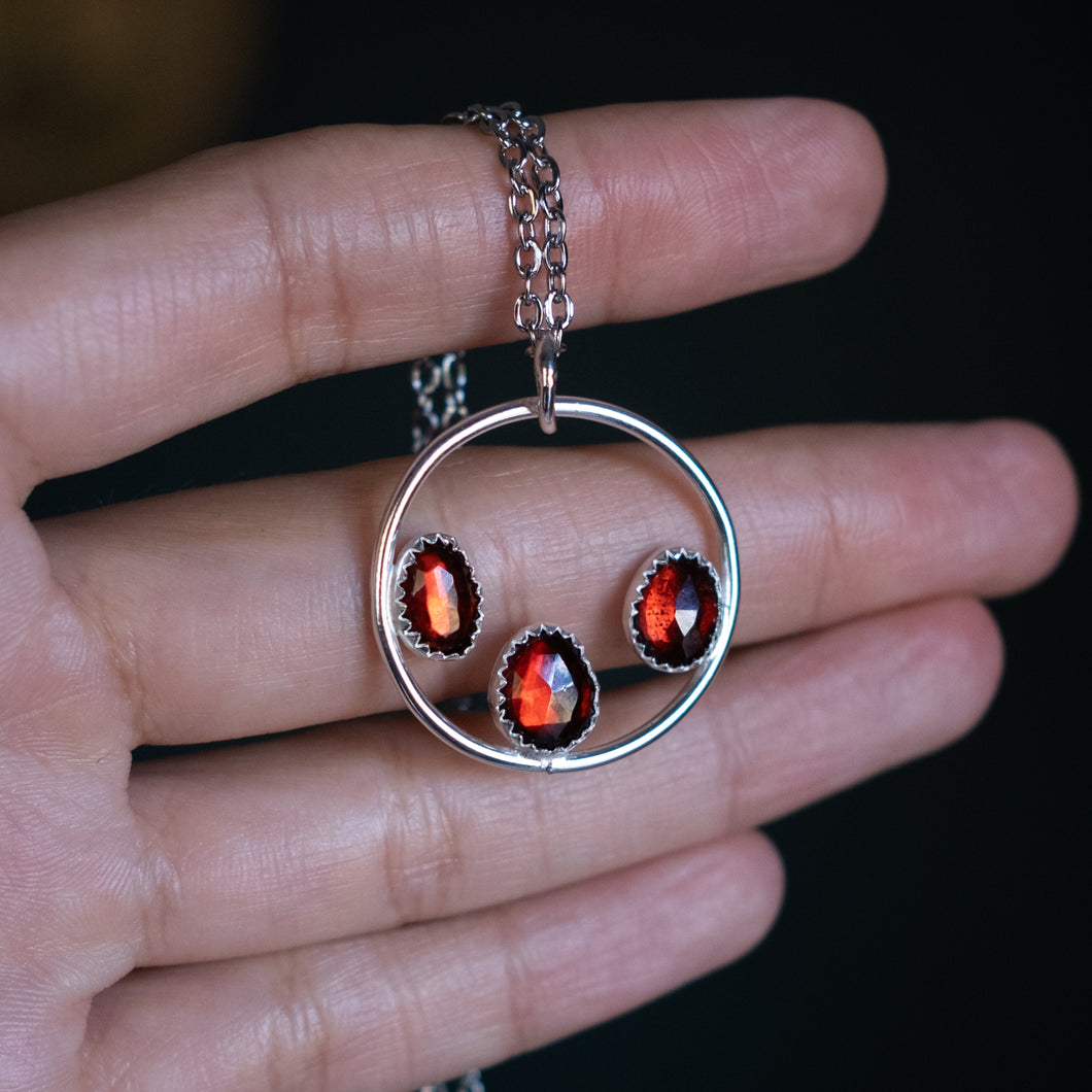 Garnet Pendant 3