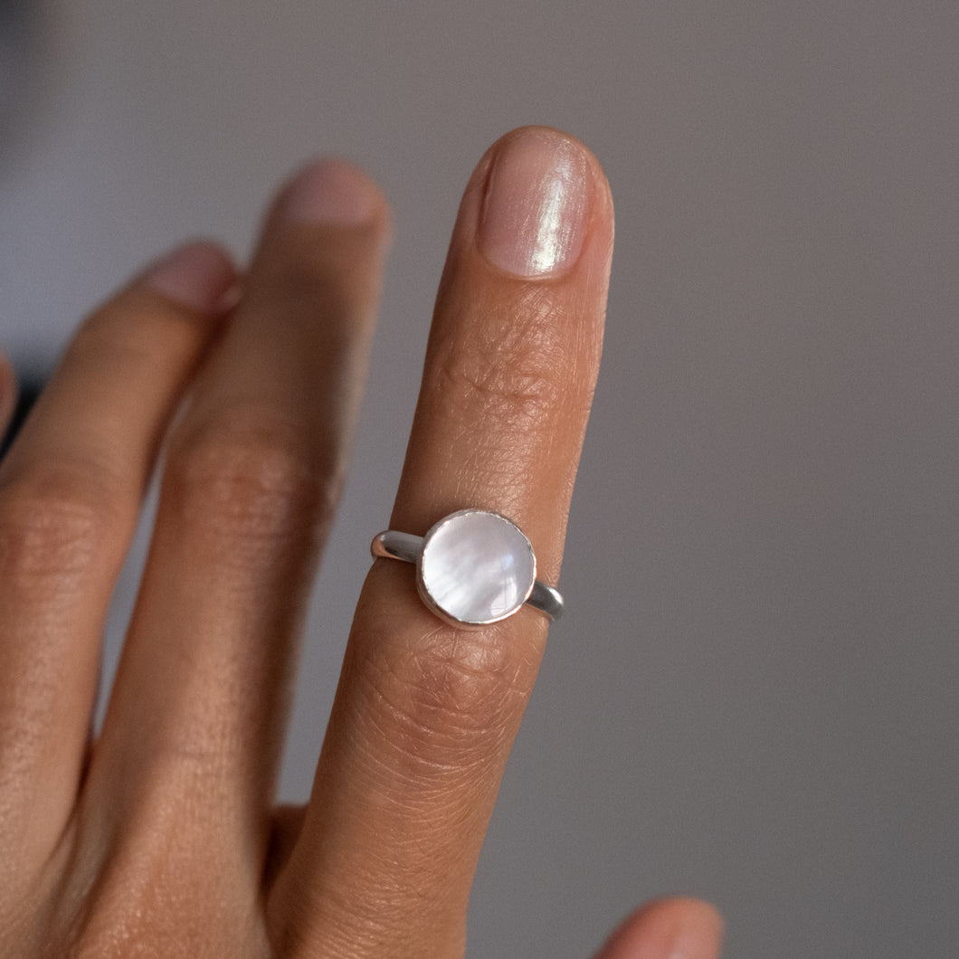 Size 6.25 Mother of Pearl Ring