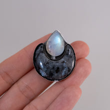 Load image into Gallery viewer, Larvikite and Moonstone made to order ring 2
