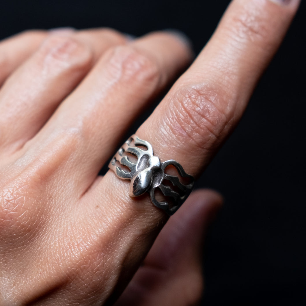Size 7.5 Spider Ring