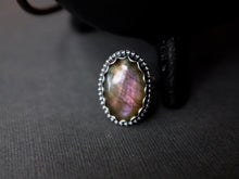 Load image into Gallery viewer, Size 11 Purple Labradorite ring
