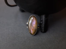 Load image into Gallery viewer, Size 8 Purple Labradorite ring
