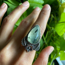Load image into Gallery viewer, Bespoke Size Prehnite Bloom Ring
