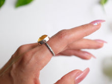 Load image into Gallery viewer, Size 7.5 Citrine Ring
