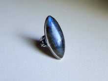 Load image into Gallery viewer, Size 7.5 Labradorite Ring
