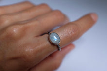 Load image into Gallery viewer, Size 8 Moonstone ring
