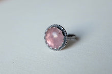 Load image into Gallery viewer, Size 7.5 Light Purple Fluorite Ring
