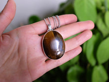 Load image into Gallery viewer, Tiger&#39;s Eye Pendant 2
