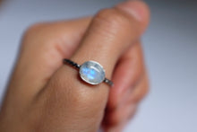 Load image into Gallery viewer, Size 11.5 Moonstone ring
