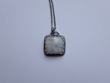 Load image into Gallery viewer, Moonstone Pendant -sq
