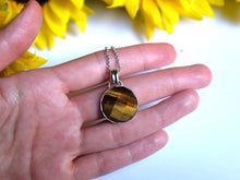 Load image into Gallery viewer, Faceted Tiger Eye Pendant 2
