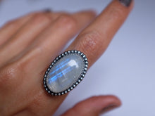 Load image into Gallery viewer, Size 8.5 Moonstone ring
