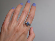 Load image into Gallery viewer, Size 7.5 Triple Moon Labradorite Ring
