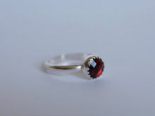 Load image into Gallery viewer, Size 5.25 Garnet ring
