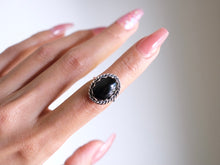 Load image into Gallery viewer, Size 6 Black Onyx Ring

